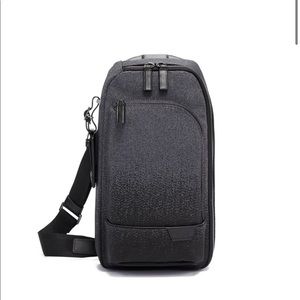 TUMI Travel Sling in Charcoal Grey